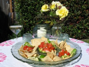 avocado-salsa-appetizer